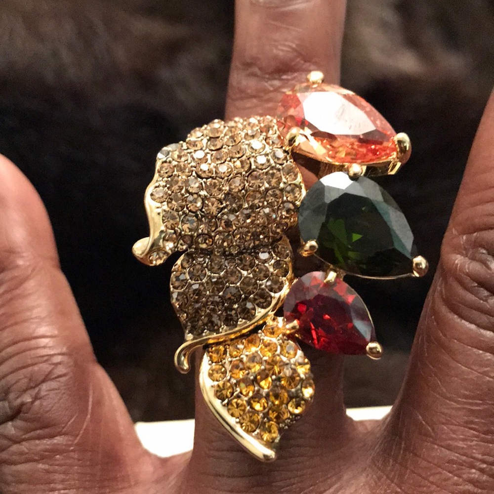 Ladies statement ring - Picture 6 of 7